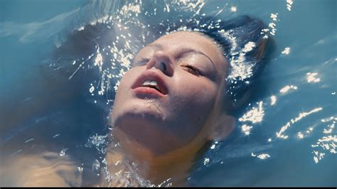 Women Adele Exarchopoulos Blue Is The Warmest Color