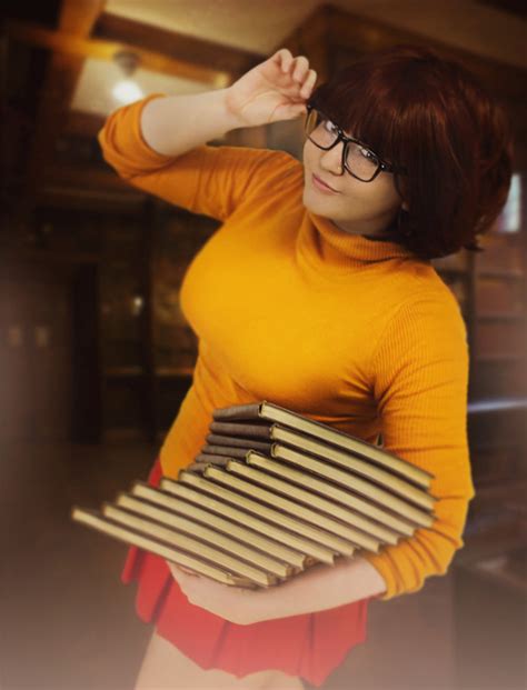 velma cosplay