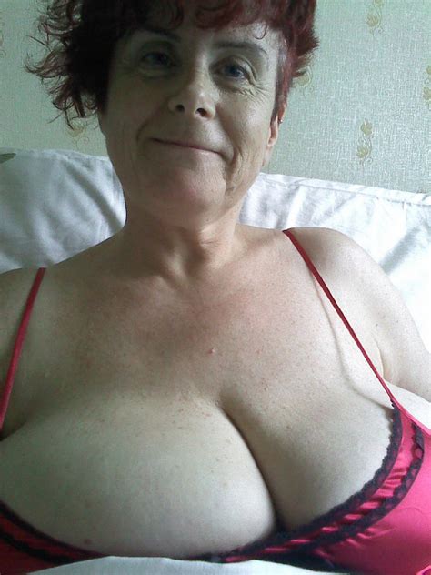 psgnc48b in gallery proud saggy grannies nice cleavage