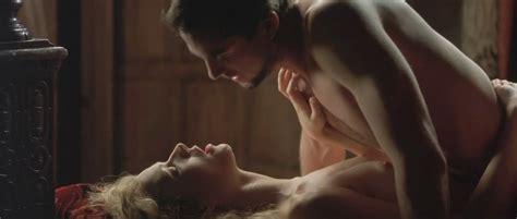 naked gwyneth paltrow in shakespeare in love