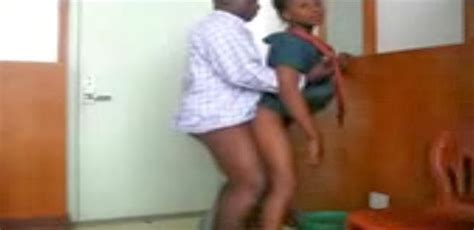photo and video nigerian secretary having s x with her boss to get salary raise