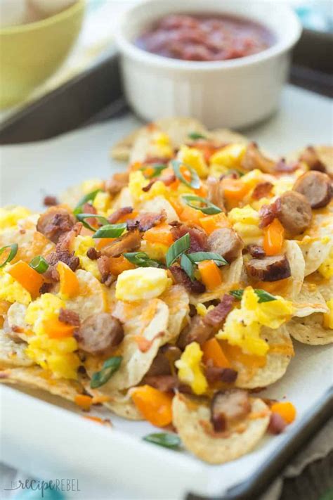 bacon  egg breakfast nachos recipe