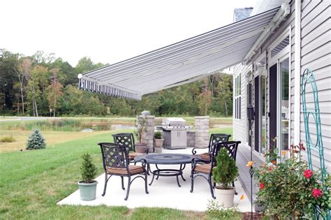 retractable estate patio awning  scalloped valance perfect  areas   shade