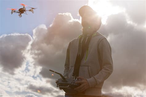 piloto de drones una profesion de futuro asegurado