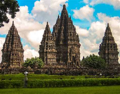 candi  klaten  wajib dikunjungi   gratis tiket masuk