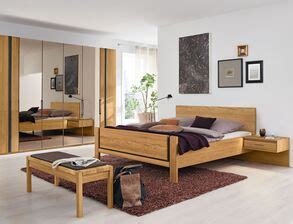 schlafzimmer aus massivholz guenstig kaufen bettende