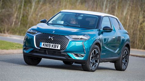 ds  crossback review  small suv  big ambitions
