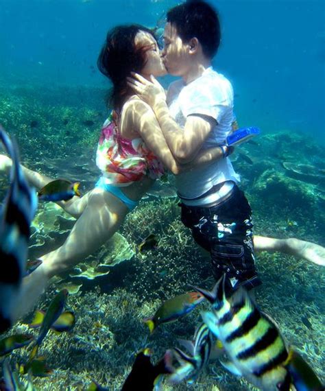 Under Water Dating Best Kisses Underwater Kiss