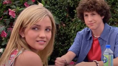 jamie lynn spears is releasing a new zoey 101 theme song and music video