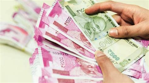 average monthly salary  india   rupees survey revealed india