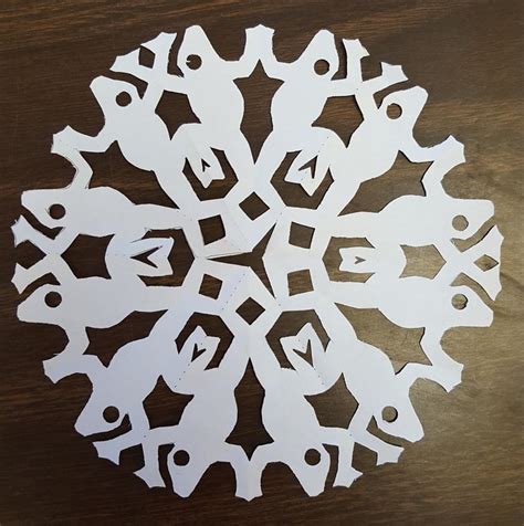 Learn How To Make The Perfect Paper Snowflake With St Louis Own