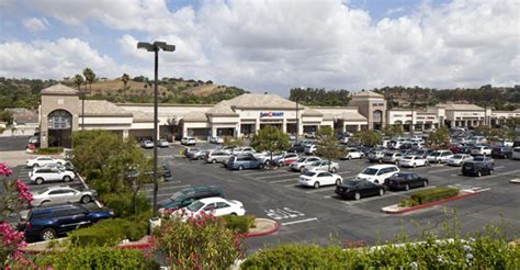 retail opportunity investments corp pays   diamond hills plaza