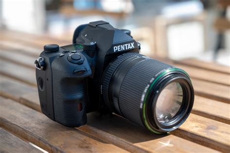 pentax   mark iii review  excellent expensive dslr electros