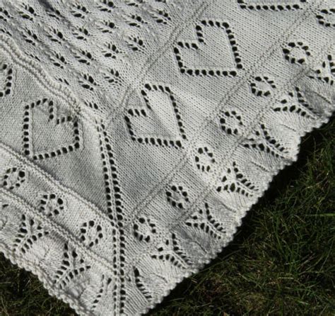 lace baby blanket   hearts  knit pattern knitting bee