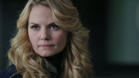 7 Reasons Once Upon A Time S Emma Swan Is The Savior We All Need