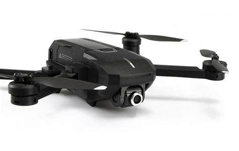 yuneec mantis  drone offers  camera voice control  mph speed slashgear