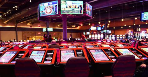 latest casino craze stadium style seating surround  dealers