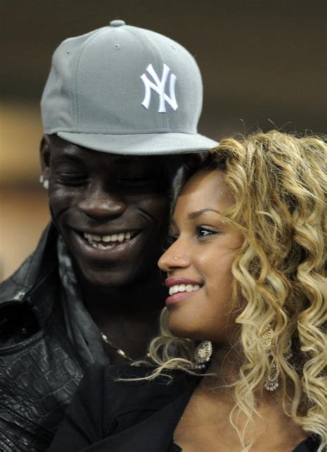 When Mario Balotelli Gets Cozy With Girlfriend