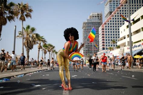 lgbtq pride 2018 photos of cities celebrating