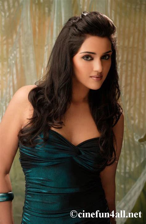 Sexy For Girls Hot South Indian Actress Ragini New Face