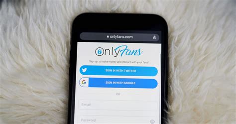 onlyfans not banning ‘sexually explicit content details