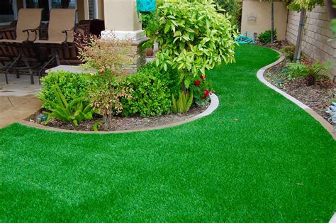 lawns  landscapes wintergreen synthetic grass