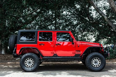 red jeep wrangler