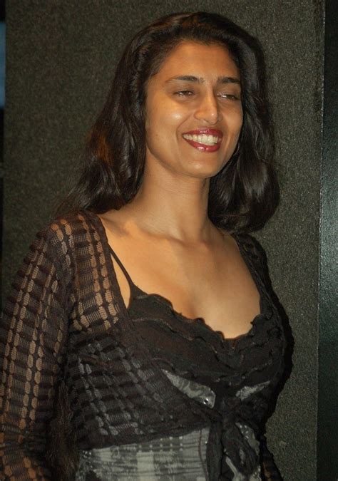 indian actresses hot unseen sexy pictures tamil aunty kasthuri hot pictures in black gown unseen