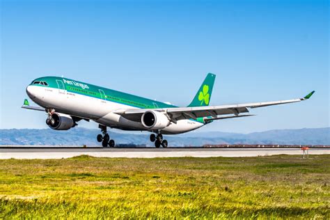 aer lingus manchester   services  tentative green light  dot simple flying