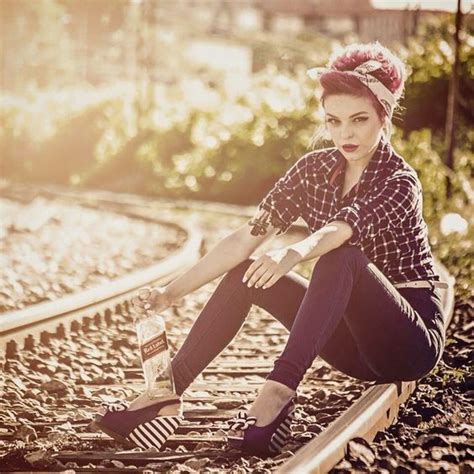 rockabilly girls and vintage style pin ups style pinterest mode rockabilly filles