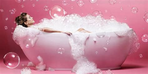 bubble bath day why bubble baths are the greatest article cats
