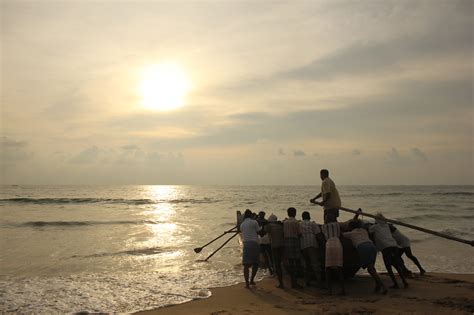 these 18 photos show what daily life in india is really like