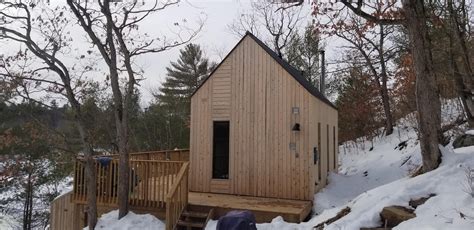 built  grid cabin    lake rcabinporn