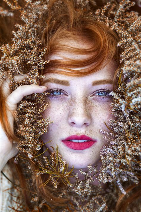 Striking Portraits Of Gorgeously Freckled Redheads By Maja Topcagic