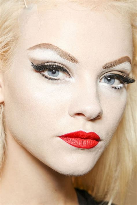Ultimate Guide To Red Lips