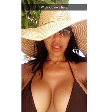 Naked Vida Guerra Added 07 19 2016 By Gwen Ariano