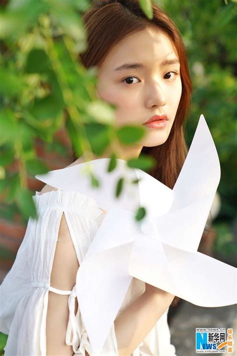 china entertainment news lin yun poses for photo shoot in