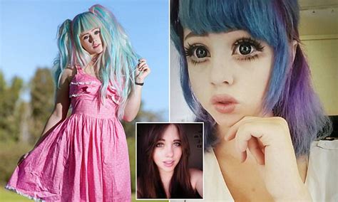 meet the australian teen who transforms herself into a japanese anime character daily mail online