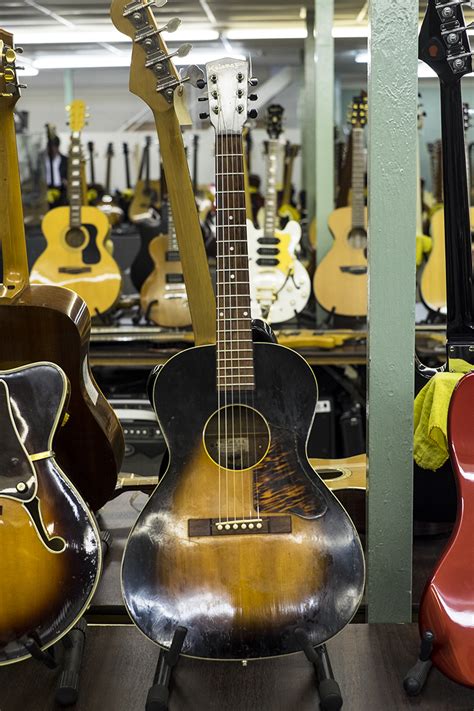 in pictures gardiner houlgate guitar auction march 2017