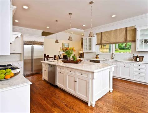 custom kitchen cabinets interiors   design