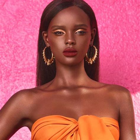 Chingum — Discover Curiosities Duckie Thot Model From