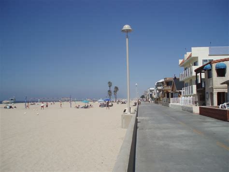 File Hermosa Beach Strand  Wikipedia