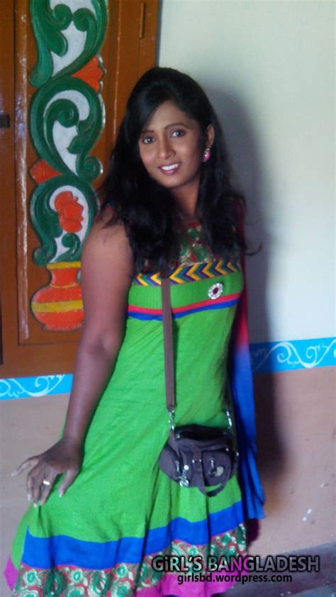 Bangladeshi Hot And Boobsy Village Girl ‘nandini’ Village
