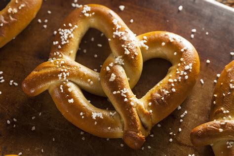 national soft pretzel month facts  pretzels fill  plate blog