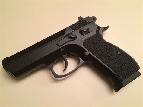 decided    cz pistol