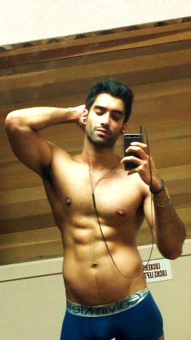 Shirtless Bollywood Men Hot Male Model Based In Us