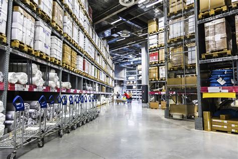 warehouse distribution centers supply chain  practices