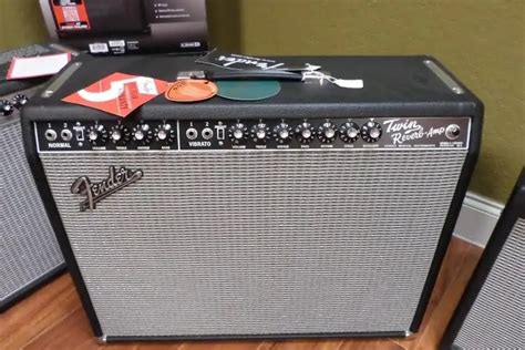 nirvana kurt cobain guitar tone amp settings pedals rig