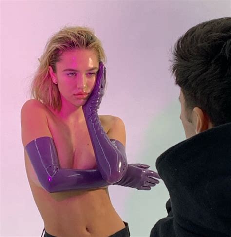 Delilah Belle Hamlin The Fappening Nude 8 Photos The Fappening