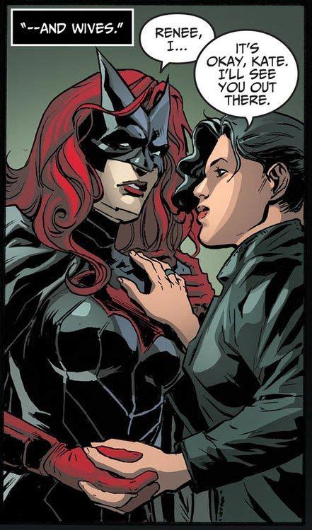 batwoman and renee montoya in injustice gods among us